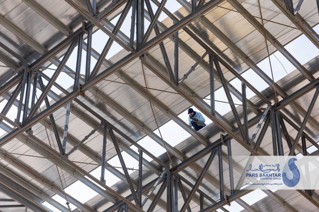 گزارش تصویری از ادامه عملیات احداث و استقرار ماشین آلات و تجهیزات مربوطه کارخانجات نورد سرد و گرم شرکت صنایع فولاد شهریار تبریز وابسته به گروه صنعتی پارس ساختار   💎پارس ساختار نماد تلاش و پویایی