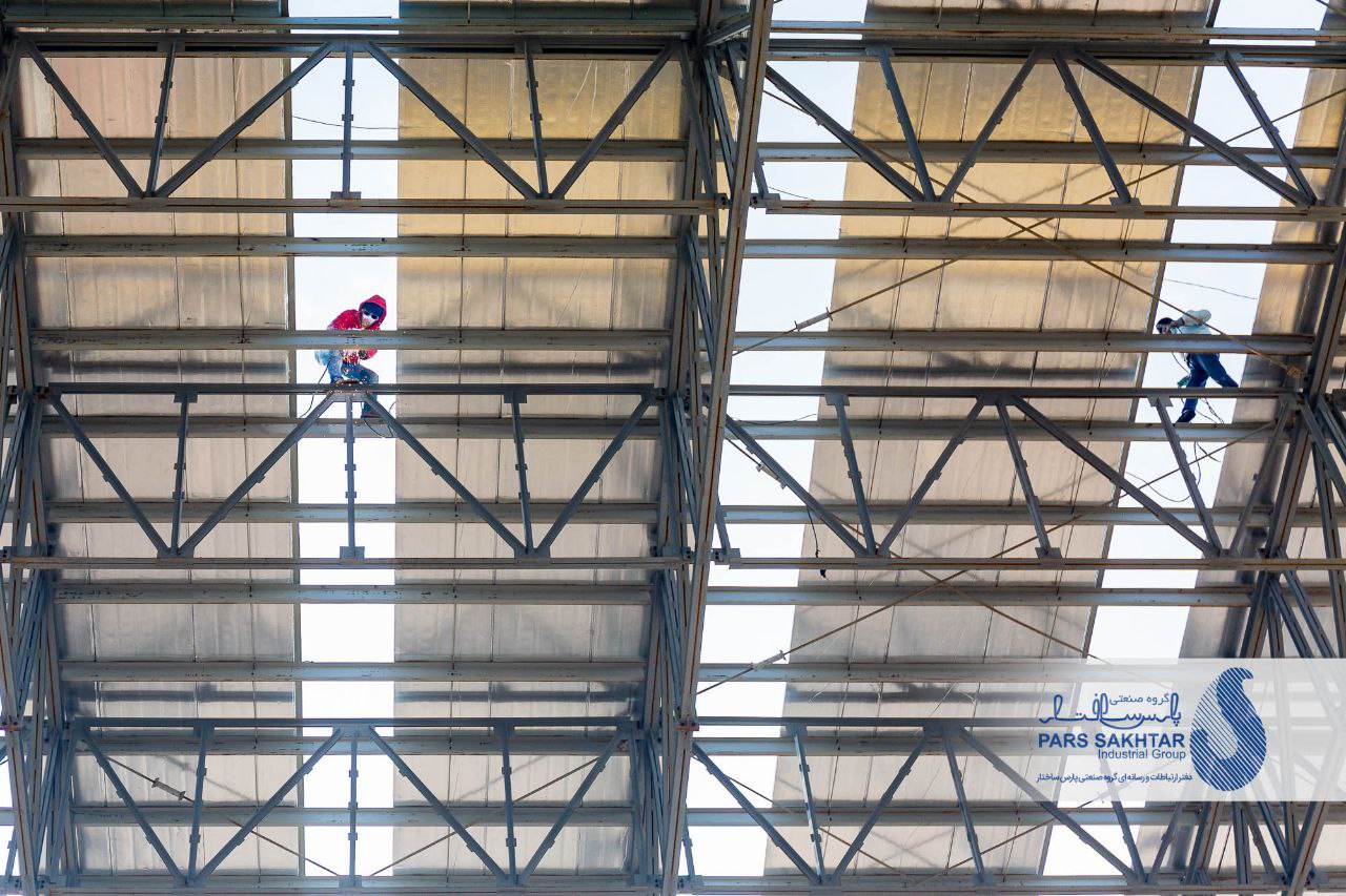 گزارش تصویری از ادامه عملیات احداث و استقرار ماشین آلات و تجهیزات مربوطه کارخانجات نورد سرد و گرم شرکت صنایع فولاد شهریار تبریز وابسته به گروه صنعتی پارس ساختار   💎پارس ساختار نماد تلاش و پویایی